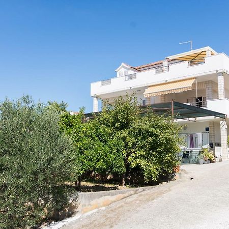 Apartmani Zana Okrug Gornji Ngoại thất bức ảnh
