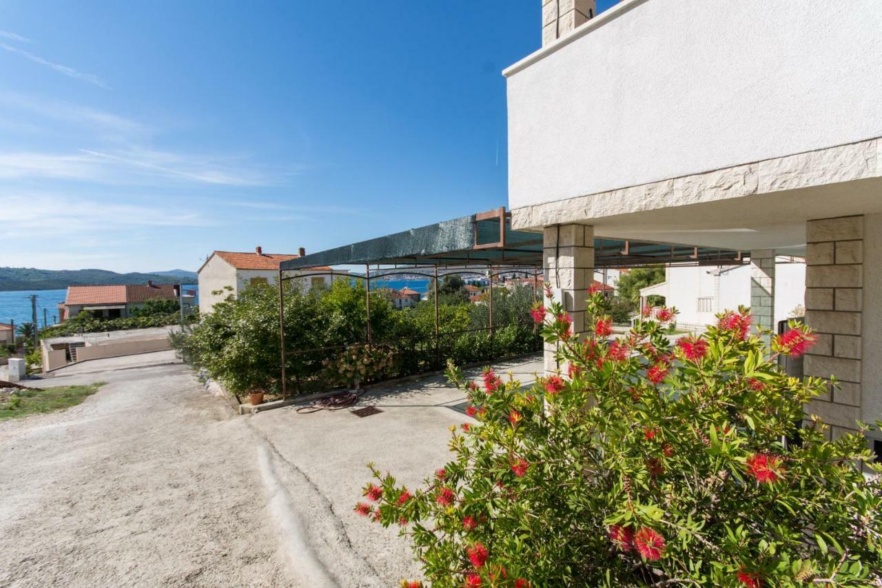 Apartmani Zana Okrug Gornji Ngoại thất bức ảnh