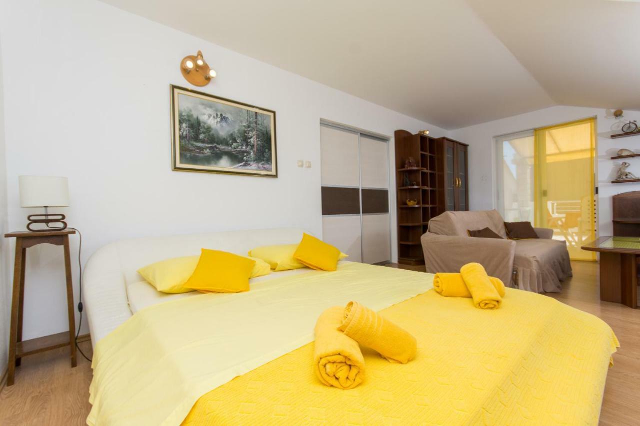 Apartmani Zana Okrug Gornji Ngoại thất bức ảnh