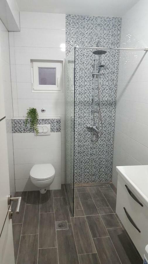 Apartmani Zana Okrug Gornji Ngoại thất bức ảnh