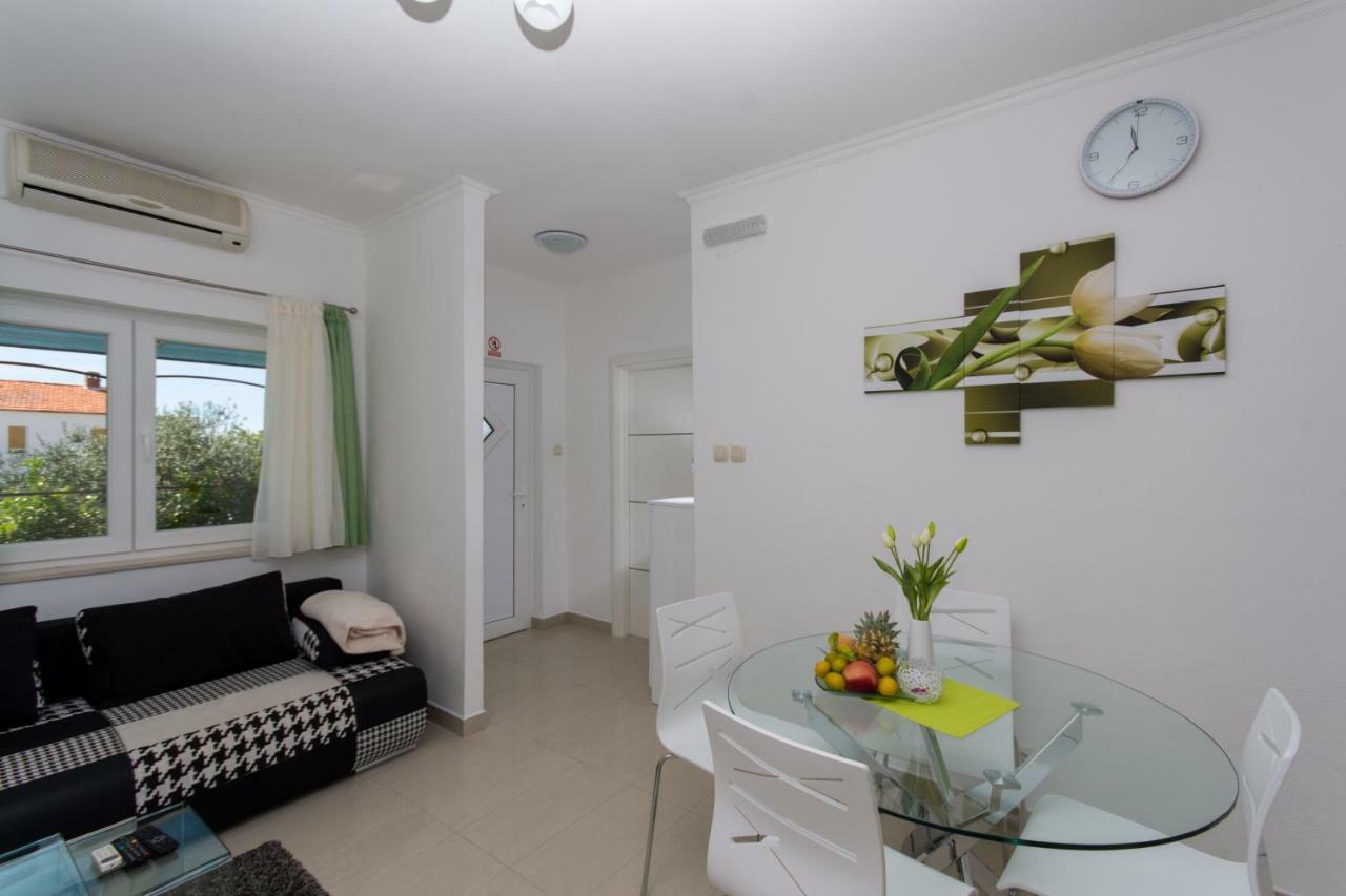 Apartmani Zana Okrug Gornji Ngoại thất bức ảnh